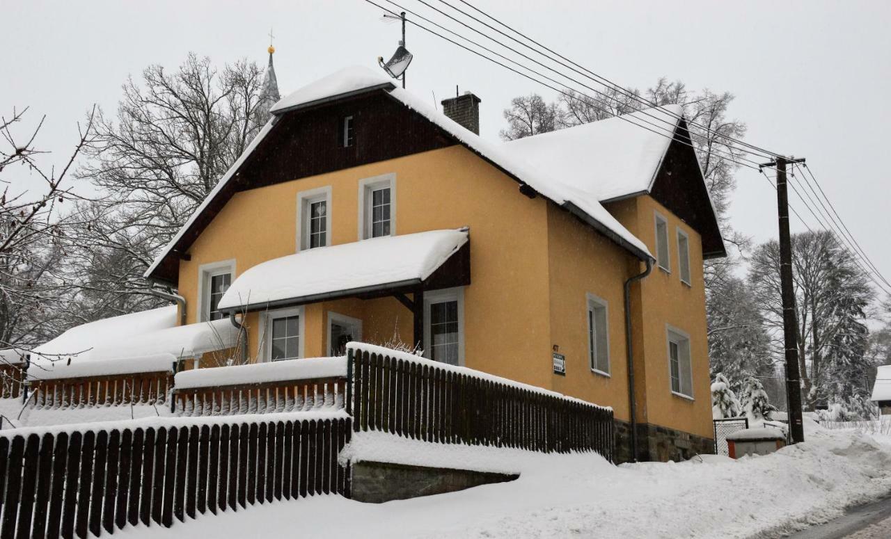 Penzion Pod Kostelem Bublava Exterior photo