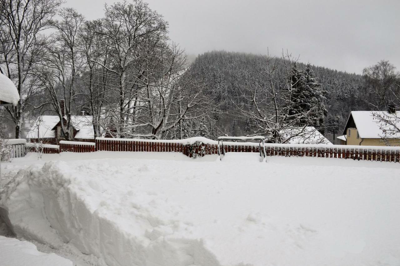 Penzion Pod Kostelem Bublava Exterior photo